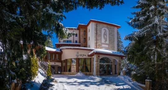 Бутикова вила Арфа 5*